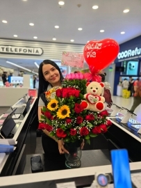 si-el-amor-se-midiera-en-flores-necesitaria-todo-floristeria-envigado-para-demostrarte-el-mio